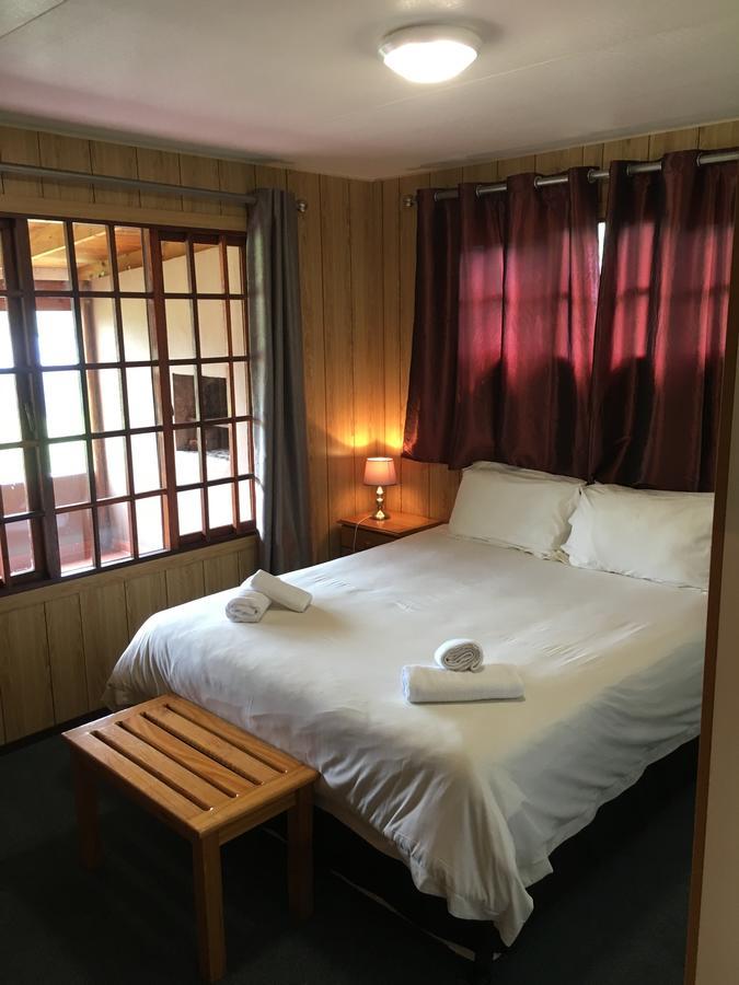 Dragon Peaks Mountain Resort Champagne Valley Exterior foto